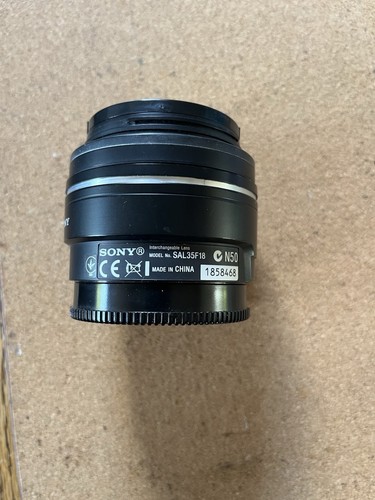 Sony sal35f18 f - dt, 35