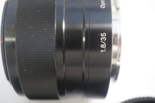 Sony 1 8 oss - 35, 1.8